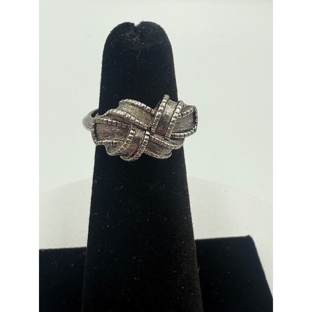 Avon Vintage Silver Tone Textured Love Knot Adjustable Bypass Statement Ring‎